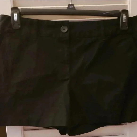 Ann Taylor ladies shorts  - Picture 1 of 3